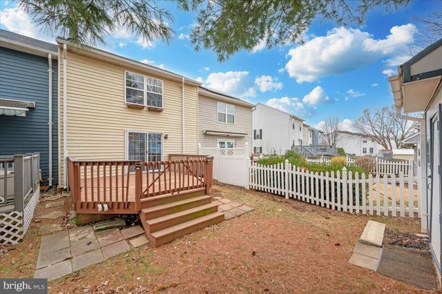 1184 HEATHFIELD RD, Sykesville, MD 21784