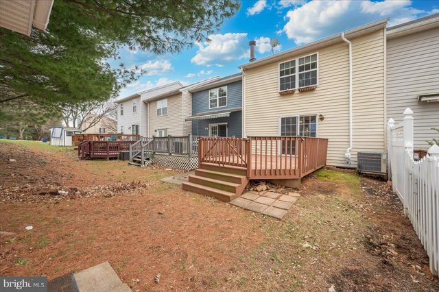 1184 HEATHFIELD RD, Sykesville, MD 21784