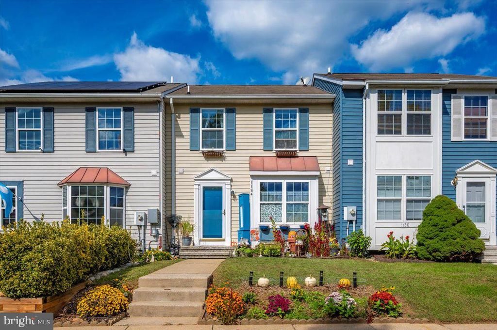 1184 HEATHFIELD RD, Sykesville, MD 21784