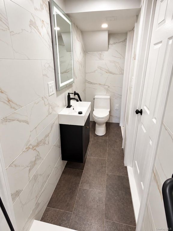 1601 Johnson Avenue 35, Elmont, NY 11003 — photo 5