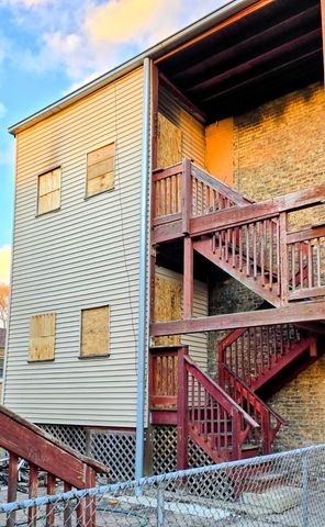 5658 S Hermitage Avenue, Chicago, IL 60636