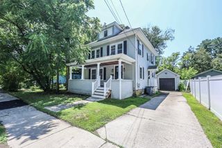 37 S Lincoln Street, Keene, NH 03431