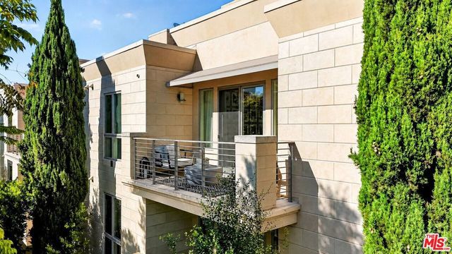 1318 S Roxbury Drive 314, Los Angeles, CA 90035