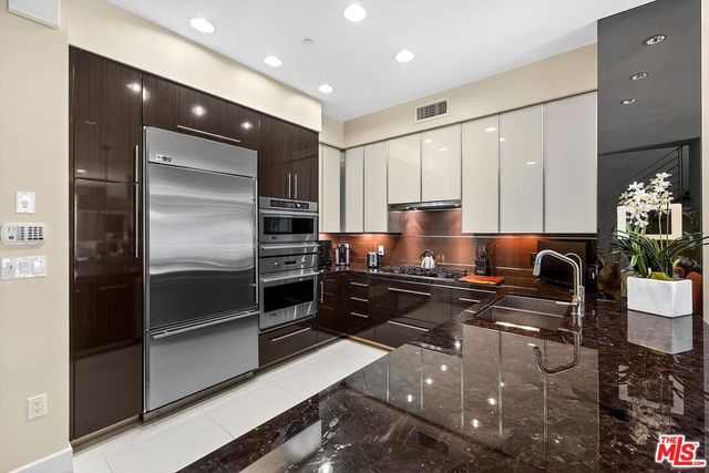 1318 S Roxbury Drive 314, Los Angeles, CA 90035