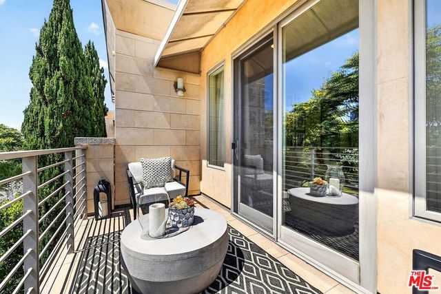 1318 S Roxbury Drive 314, Los Angeles, CA 90035