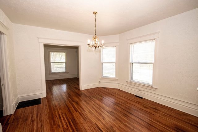 1027 Grant Avenue, Rockford, IL 61103