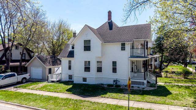 1027 Grant Avenue, Rockford, IL 61103