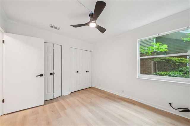 22 DUNWOODY SPRINGS Drive, Atlanta, GA 30328