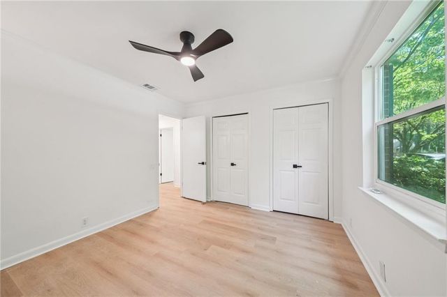 22 DUNWOODY SPRINGS Drive, Atlanta, GA 30328