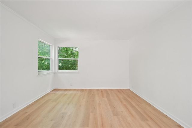 22 DUNWOODY SPRINGS Drive, Atlanta, GA 30328