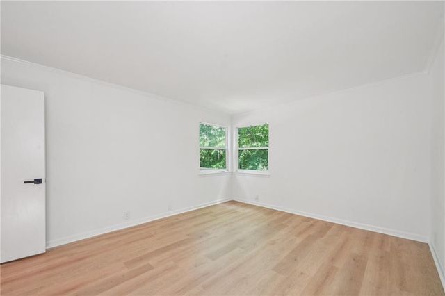 22 DUNWOODY SPRINGS Drive, Atlanta, GA 30328