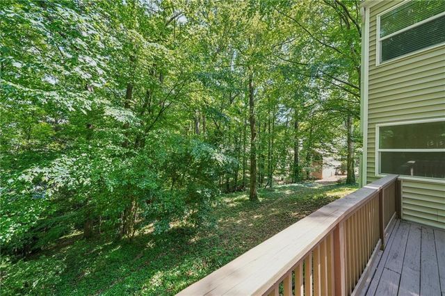 22 DUNWOODY SPRINGS Drive, Atlanta, GA 30328