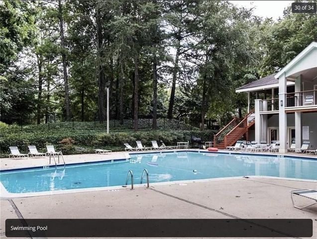 22 DUNWOODY SPRINGS Drive, Atlanta, GA 30328