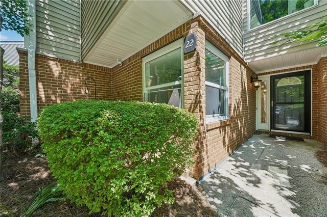 22 DUNWOODY SPRINGS Drive, Atlanta, GA 30328