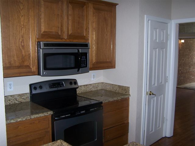 4408 New Meadow Drive, Mansfield, TX 76063