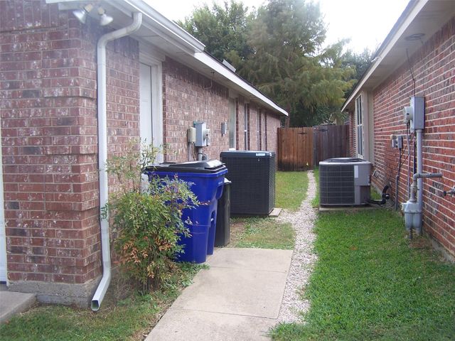 4408 New Meadow Drive, Mansfield, TX 76063