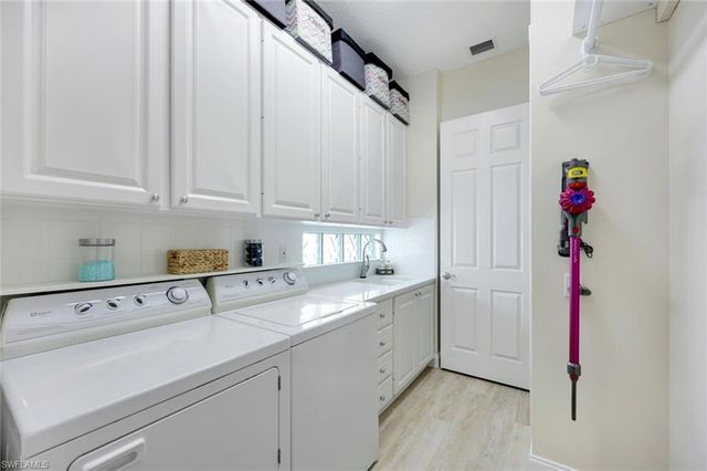 3108 Dominica WAY, Naples, FL 34119