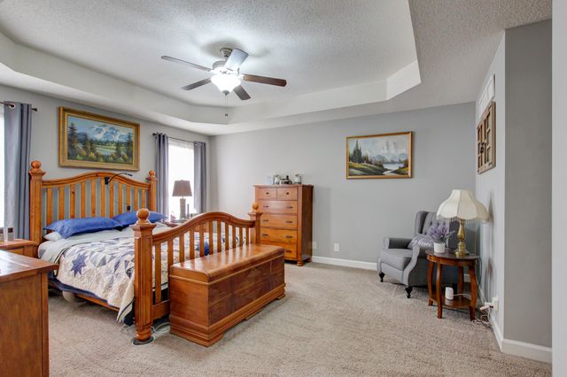 102 Gallant Ct, Clarksville, TN 37043