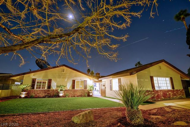 1905 South 16th Street, Las Vegas, NV 89104