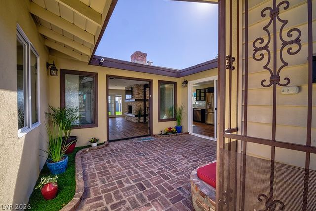1905 South 16th Street, Las Vegas, NV 89104