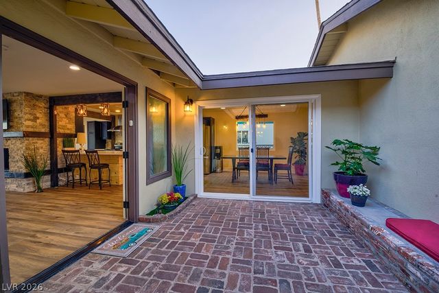1905 South 16th Street, Las Vegas, NV 89104