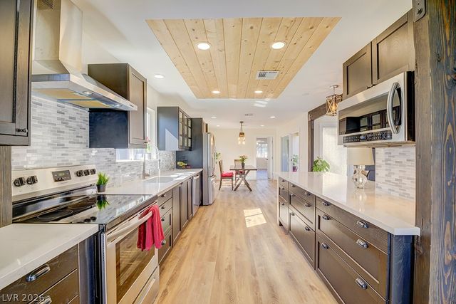 1905 South 16th Street, Las Vegas, NV 89104