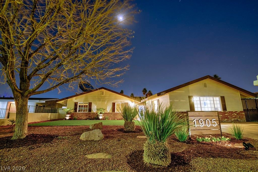 1905 South 16th Street, Las Vegas, NV 89104