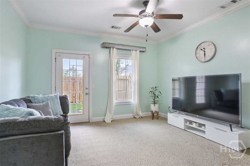 Image 3 of property listing at 155 Barfield Way, Rincon, GA 31326