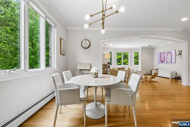 330 New York Avenue B, Fort Lee, NJ 07024