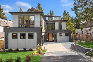 10217 NE 24th Street, Bellevue, WA 98004