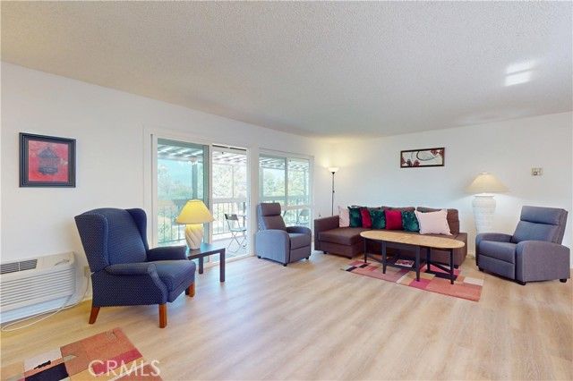 5350 Algarrobo O, Laguna Woods, CA 92637