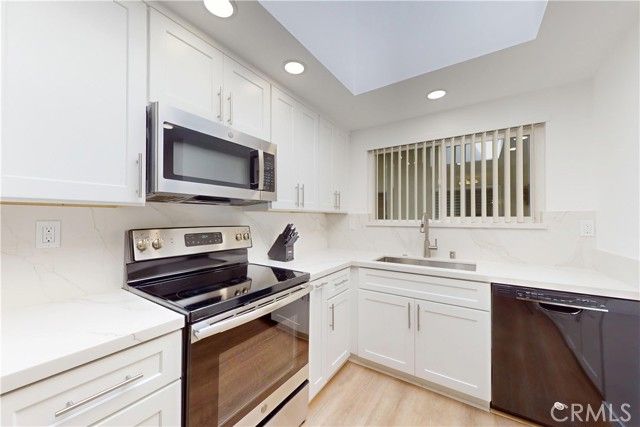 5350 Algarrobo O, Laguna Woods, CA 92637