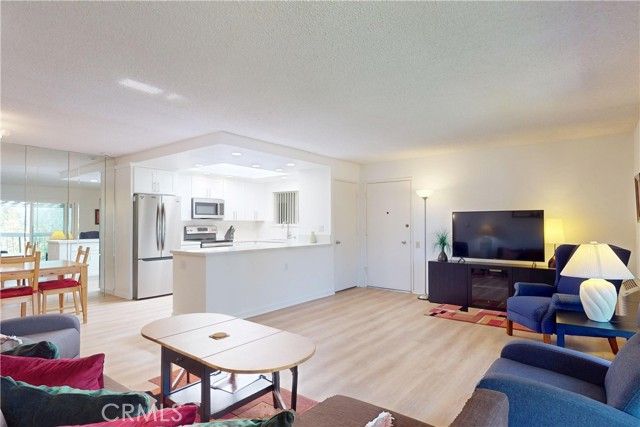 5350 Algarrobo O, Laguna Woods, CA 92637