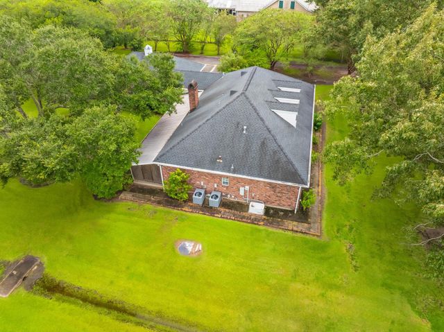 1349 Burma Rd, Thibodaux, LA 70301