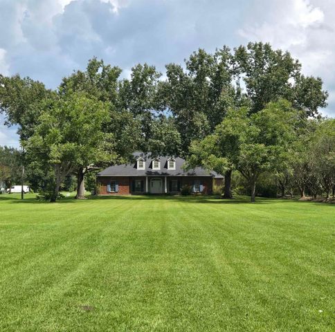 1349 Burma Rd, Thibodaux, LA 70301