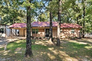 795 Rs County Road 1490, Point, TX 75472