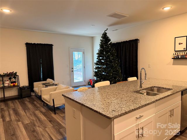 470 Gray Street, Statesville, NC 28677