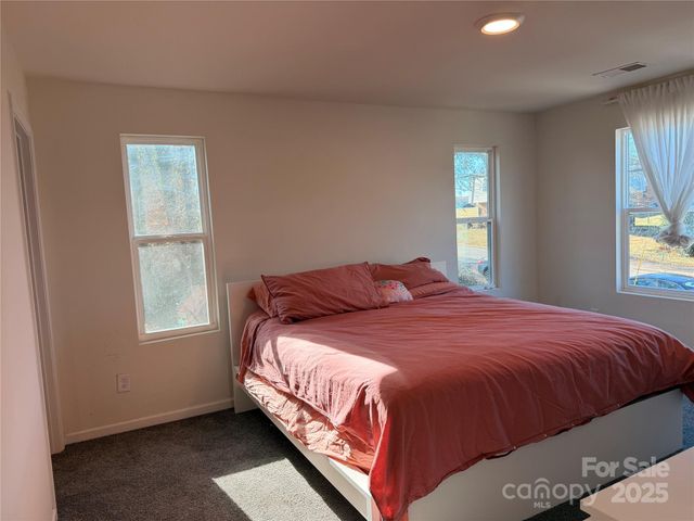 470 Gray Street, Statesville, NC 28677