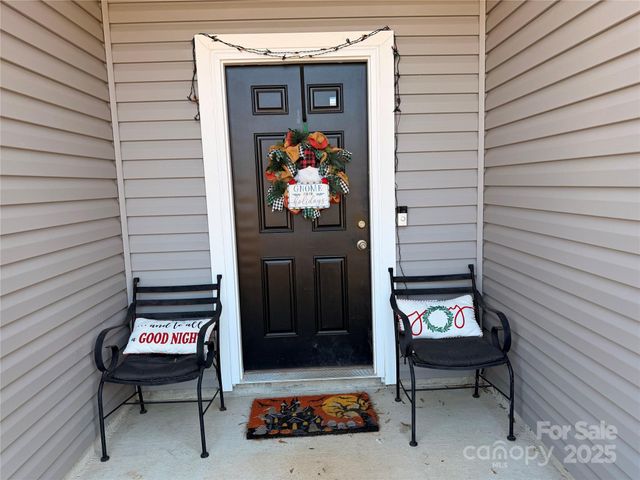 470 Gray Street, Statesville, NC 28677