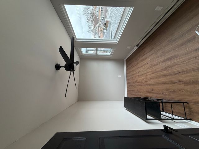 6024 W Addison Street 2, Chicago, IL 60634