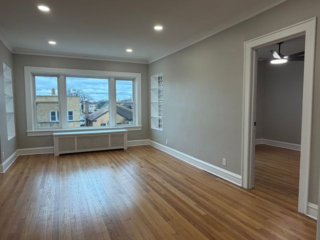 6024 W Addison Street 2, Chicago, IL 60634