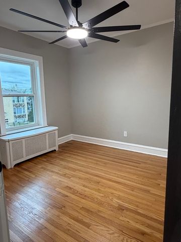 6024 W Addison Street 2, Chicago, IL 60634