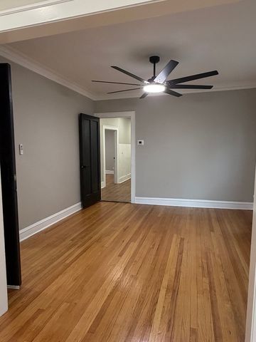 6024 W Addison Street 2, Chicago, IL 60634