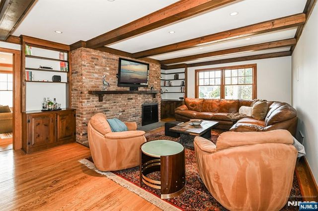 65 Plymouth Road, Glen Rock, NJ 07452