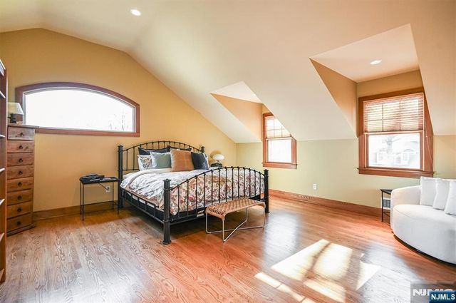 65 Plymouth Road, Glen Rock, NJ 07452