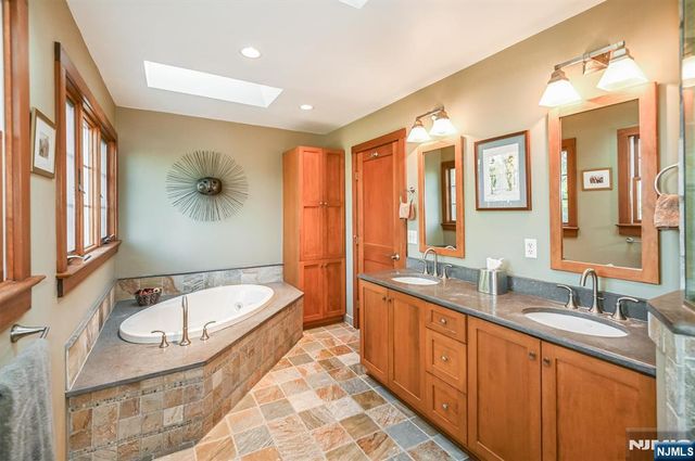 65 Plymouth Road, Glen Rock, NJ 07452