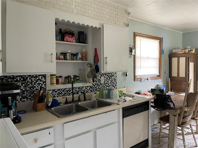 402 Legion Park Rd., Piedmont, MO 63957