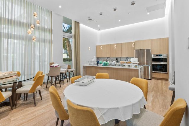 90 SW 3rd Street 1410, Miami, FL 33130