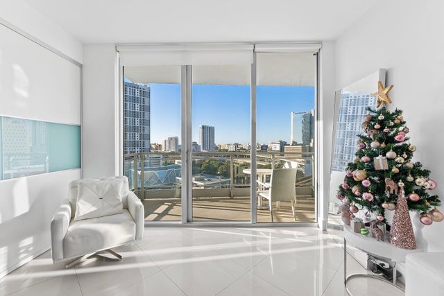 90 SW 3rd Street 1410, Miami, FL 33130