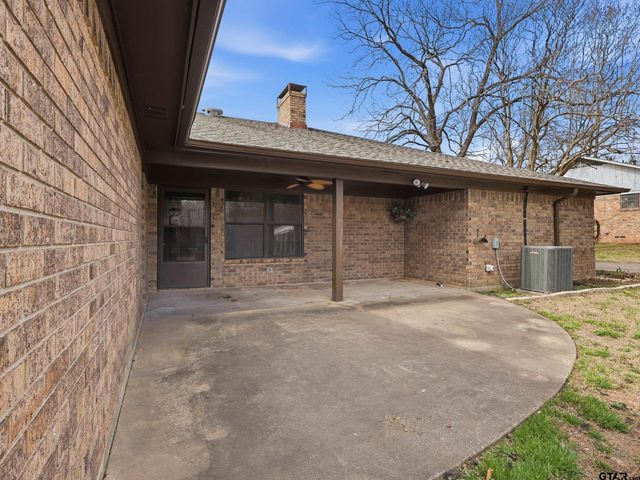 231 Quitman, Pittsburg, TX 75686